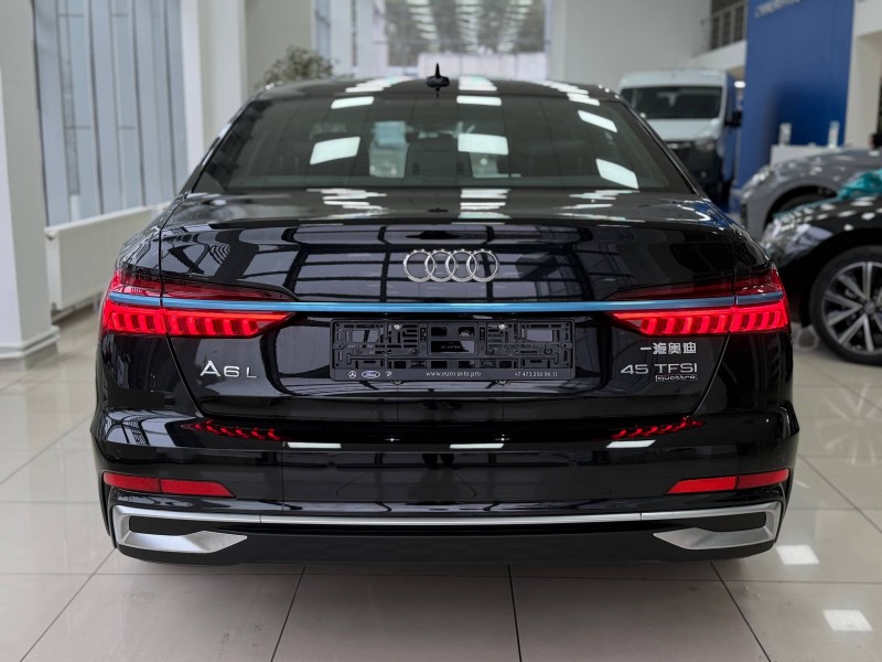 Audi A6 2.0 AMT, 2025