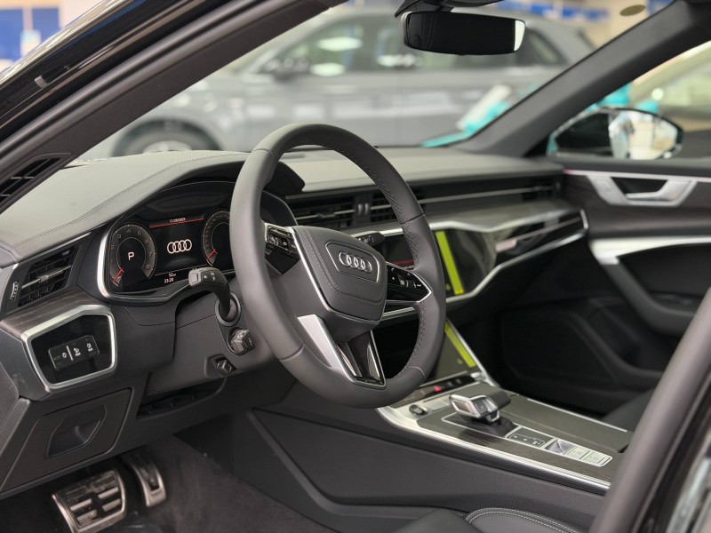 Audi A6 2.0 AMT, 2025