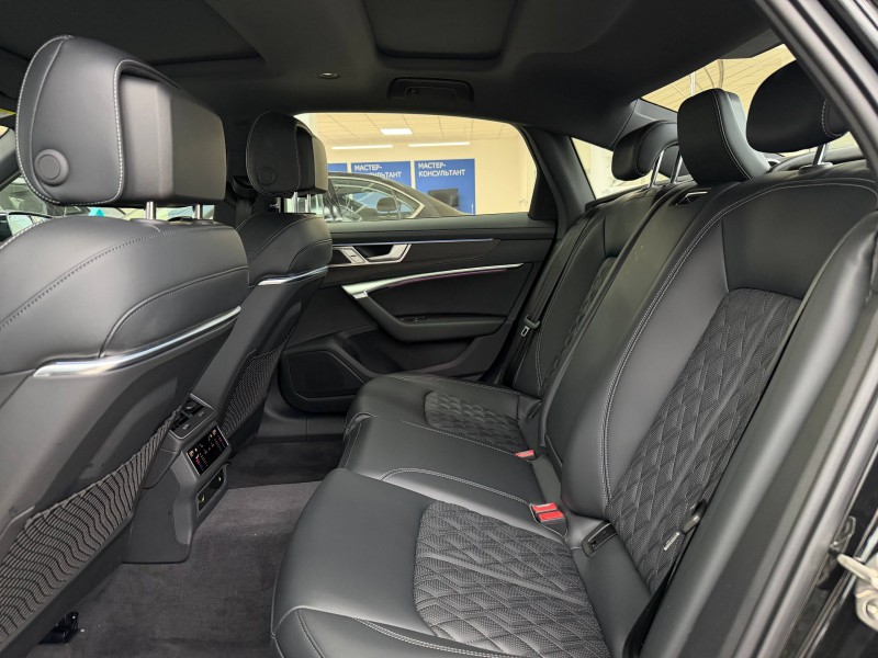 Audi A6 2.0 AMT, 2025