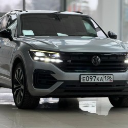 Volkswagen Touareg 3.0 AT, 2018, 181 000 км