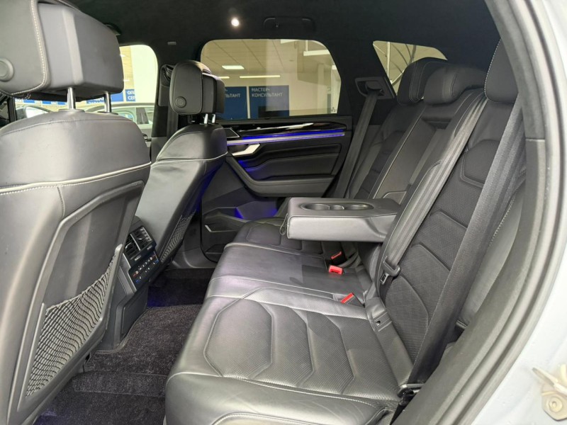 Volkswagen Touareg 3.0 AT, 2018, 181 000 км