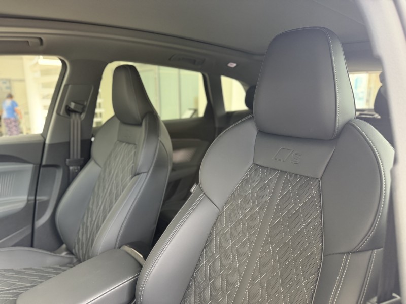 Audi Q5L 2.0 AMT, 2026 