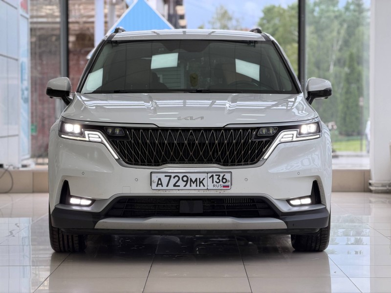 Kia Carnival 2.2 AT, 2021, 93 200 км 