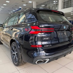 BMW X5 2.0 AT, 2025