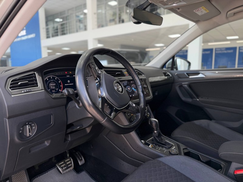 Volkswagen Tiguan 2.0 AT, 2018, 198 722 км 