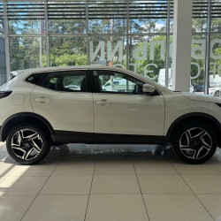 Nissan Qashqai 2.0 CVT, 2026 белый