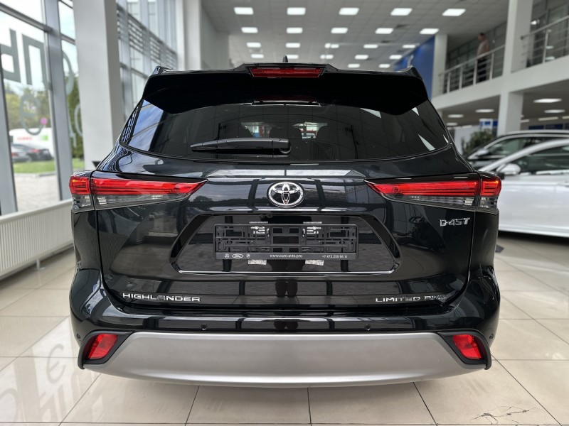 Toyota Highlander 2.0 AT, 2025 год черный
