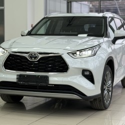 Toyota Highlander 2.0 AT, 2025 год белый