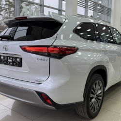 Toyota Highlander 2.0 AT, 2025 год белый