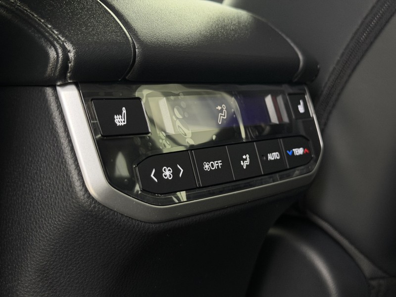 Toyota Highlander 2.0 AT, 2025 год белый