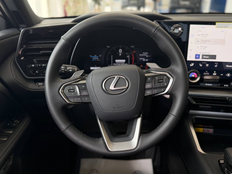 Lexus TX 2.4 AT, 2025  