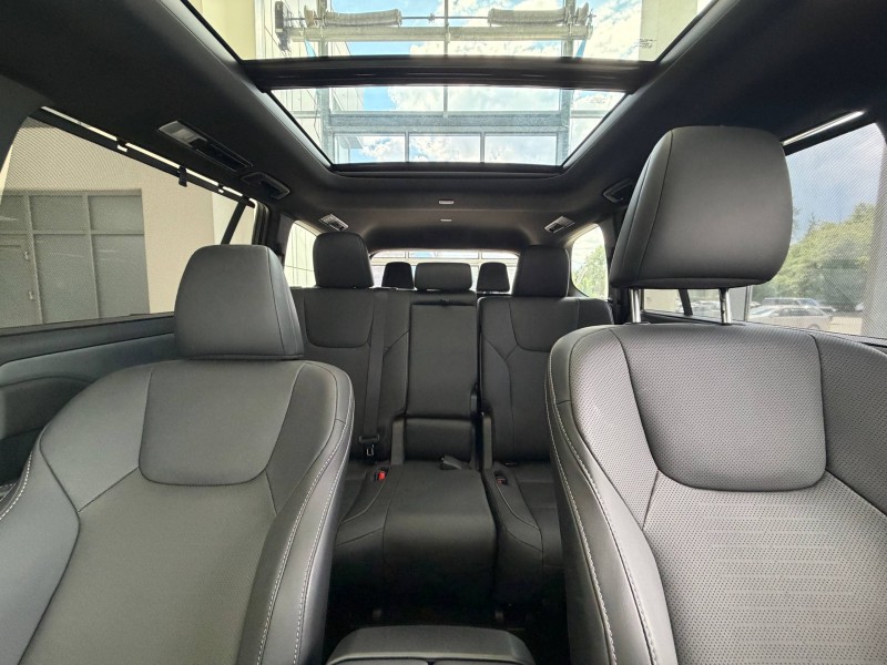 Lexus TX 2.4 AT, 2025  
