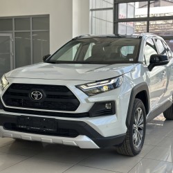 Toyota RAV4 2.0 CVT, 2025 год белый
