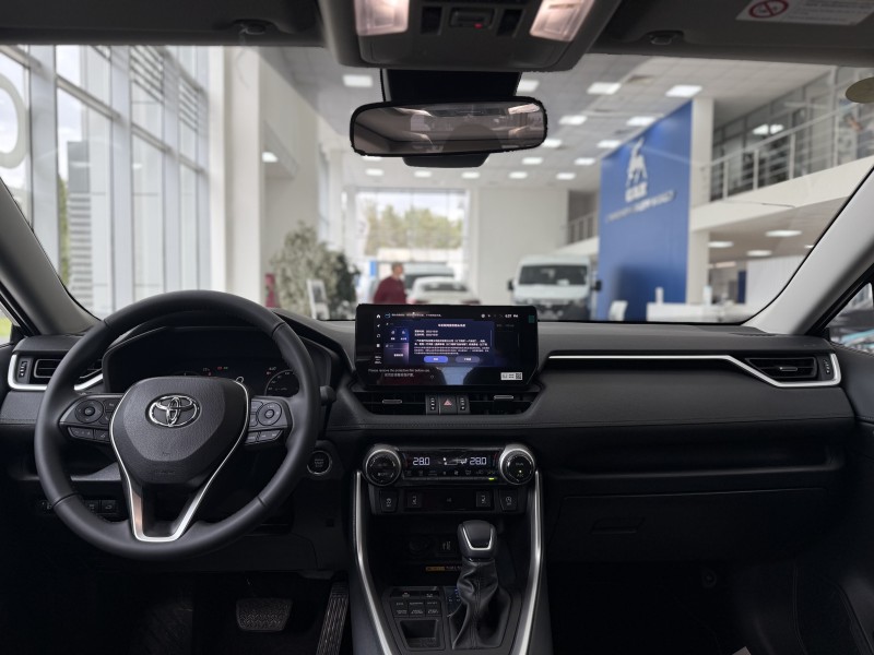 Toyota RAV4 2.0 CVT, 2025 год черный