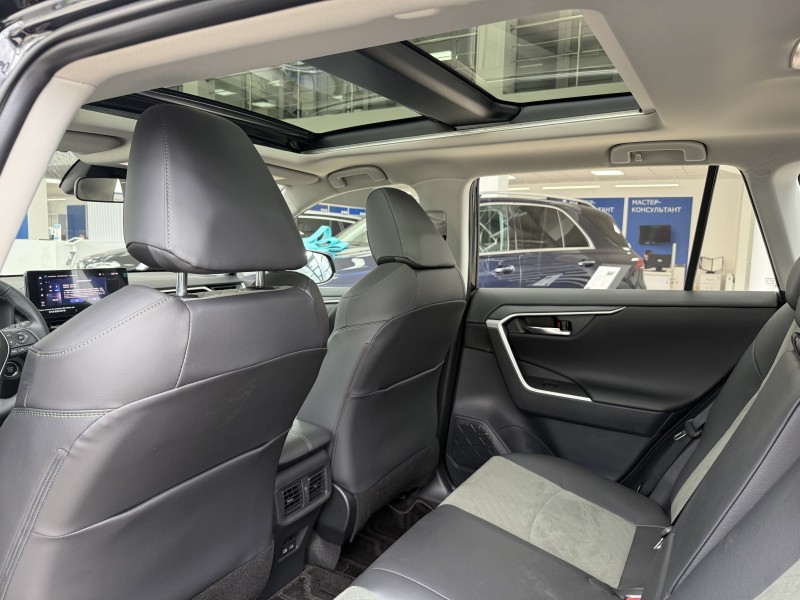 Toyota RAV4 2.0 CVT, 2025 год черный
