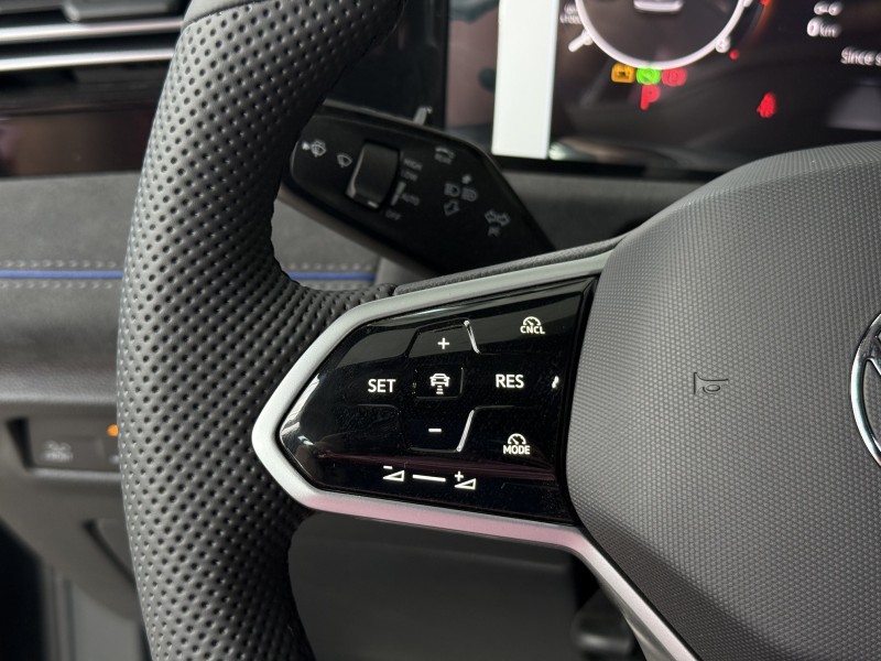 Volkswagen Tiguan L PRO 2.0 AMT, 2025 год