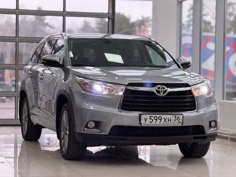 Toyota Highlander 3.5 AT, 2013 год, 89 650 км