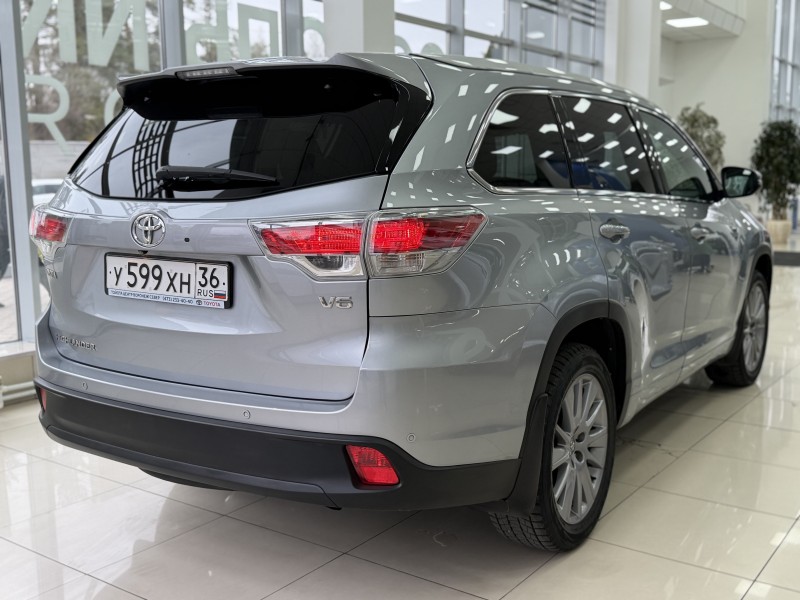 Toyota Highlander 3.5 AT, 2013 год, 89 650 км
