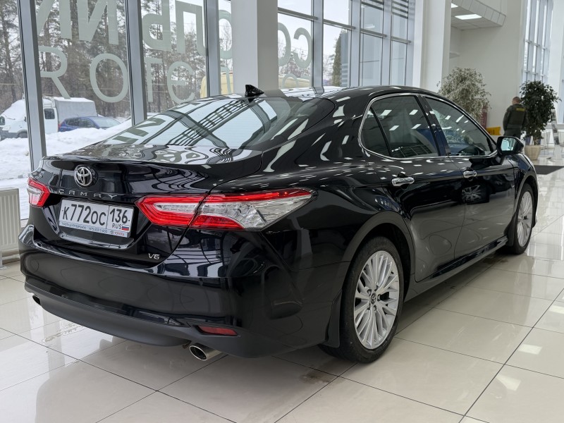 Toyota Camry 3.5 AT, 2018, 130 650 км 