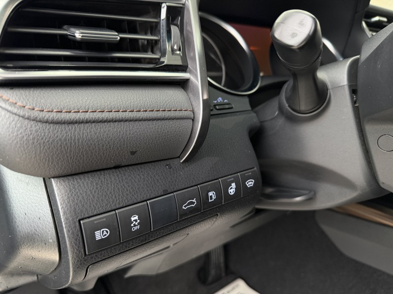 Toyota Camry 3.5 AT, 2018, 130 650 км 