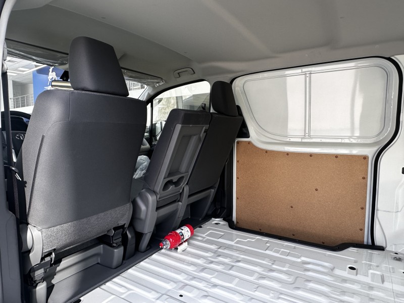 Toyota Hiace 3.5 AT, 2025 год