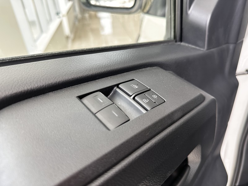 Toyota Hiace 3.5 AT, 2025 год