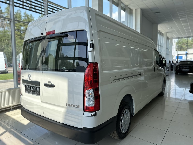 Toyota Hiace 3.5 AT, 2025 год