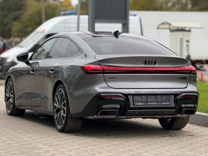 Audi A5 2.0 AMT, 2025