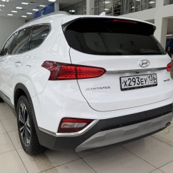 Hyundai Santa Fe 2.0 AT, 2018, 111 650 км 