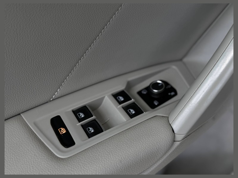 Volkswagen Tiguan 2.0 AMT, 2019, 211 660 км  