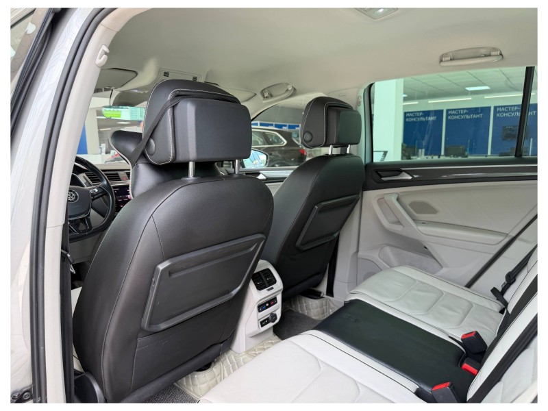 Volkswagen Tiguan 2.0 AMT, 2019, 211 660 км  