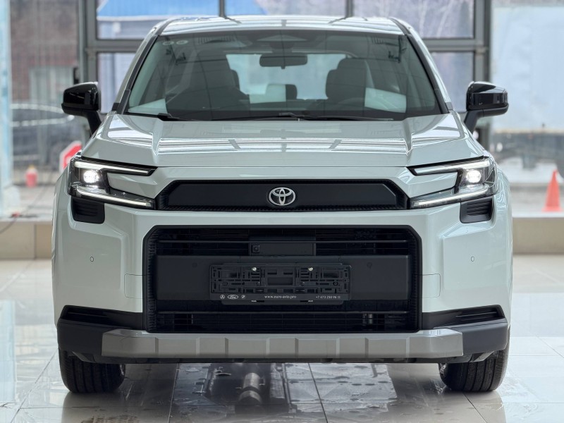 Toyota RAV4 2.0 CVT, 2026 белый 