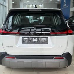 Toyota RAV4 2.0 CVT, 2026 белый 