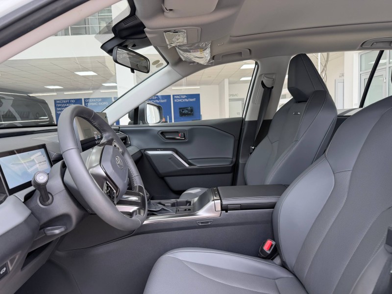 Toyota RAV4 2.0 CVT, 2026 белый 