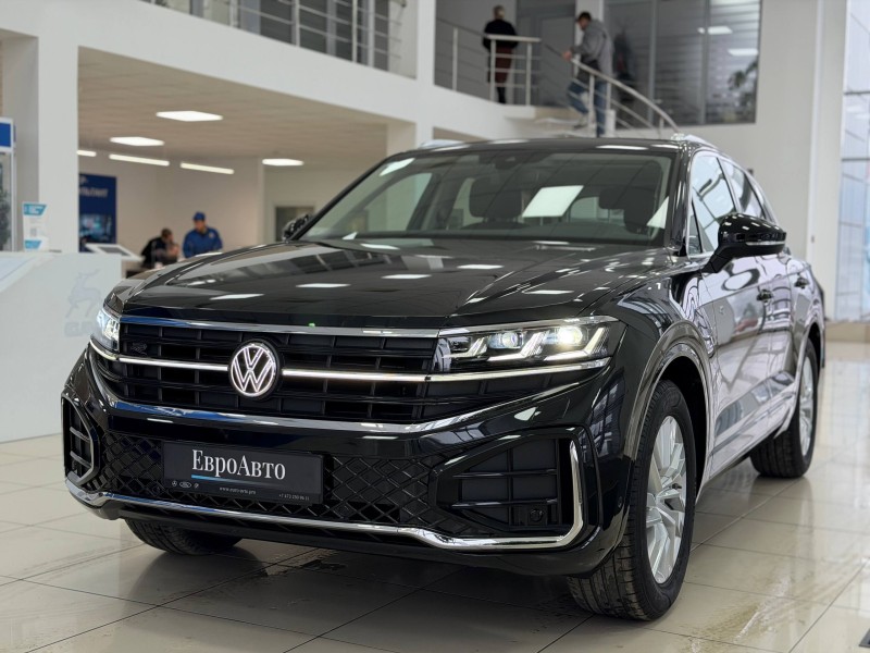 Volkswagen Touareg 2.0 AT, 2025