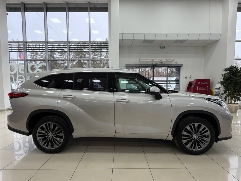 Toyota Highlander 2.0 AT, 2025 бронза