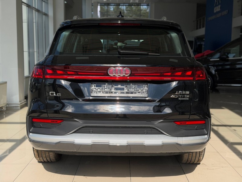 Audi Q6 2.0 AMT, 2026 